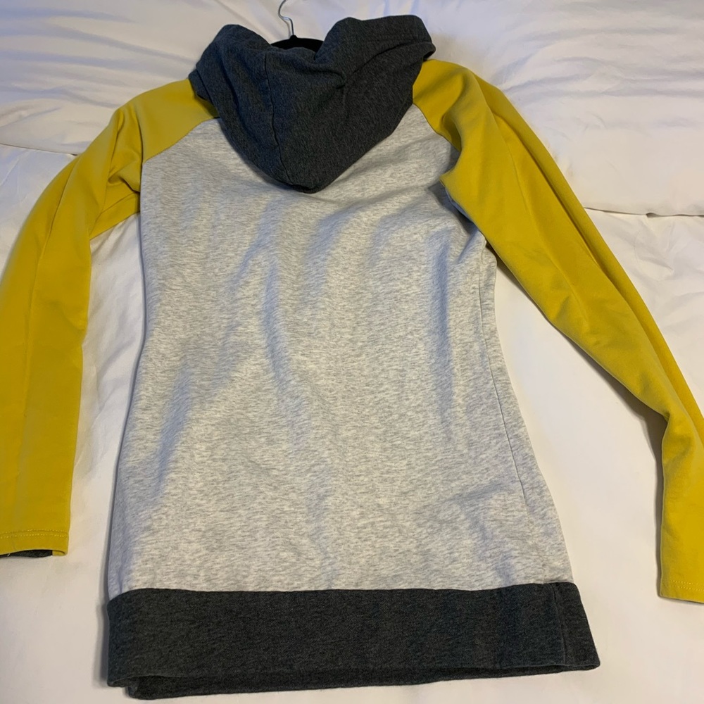 Funky pullover - Picture 2 of 5